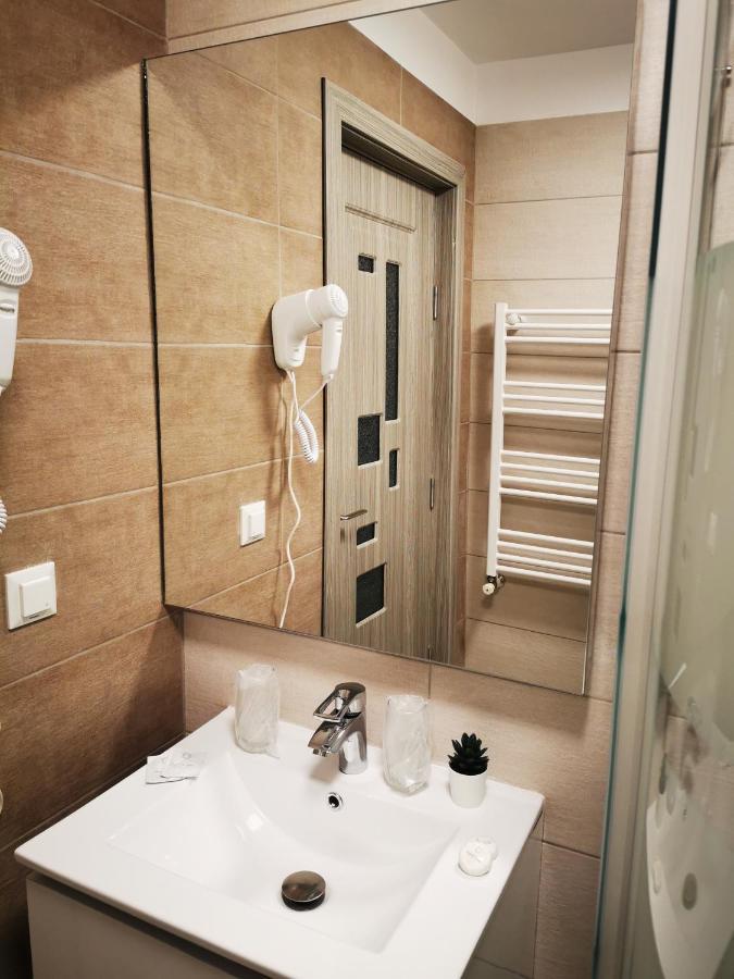 Doftana Apartaments Teşila Eksteriør bilde
